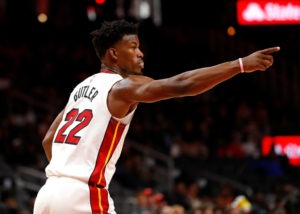 Miami aplasta a Houston con un primer cuarto histórico (46-14)