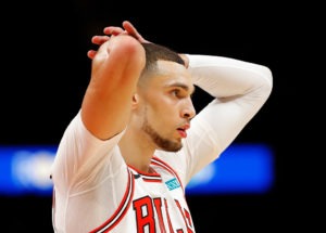 Los Bulls no despegan y podría peligrar el puesto de su 'GM', Gar Forman