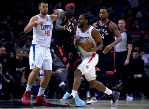 Victoria de los Clippers en el reencuentro de Kawhi con los Raptors