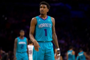 Malik Monk tumba a los Pistons sobre la bocina