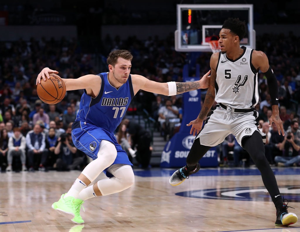 La mejor versión de Doncic hace historia y agrava la crisis de los Spurs