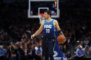 ¿Dónde está el límite de Doncic? 42 puntos y victoria ante Phoenix