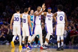 Los 76ers siguen intratables en casa: décima victoria consecutiva