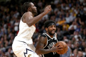 Sean Marks defiende a Kyrie Irving de las críticas