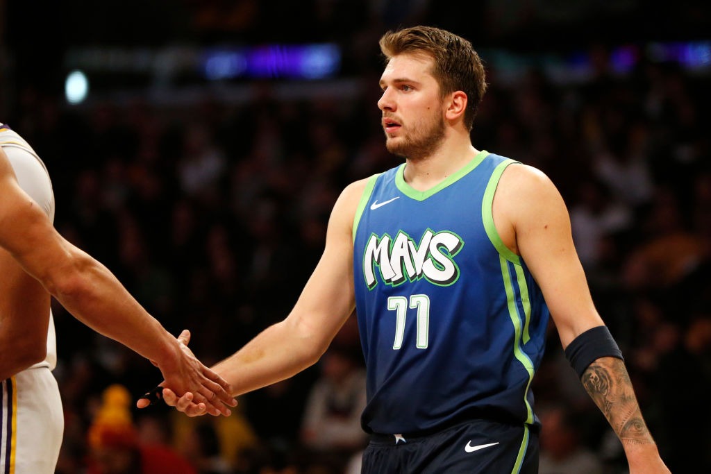 Los Pelicans no son rival para Dallas en una nueva exhibición de Doncic