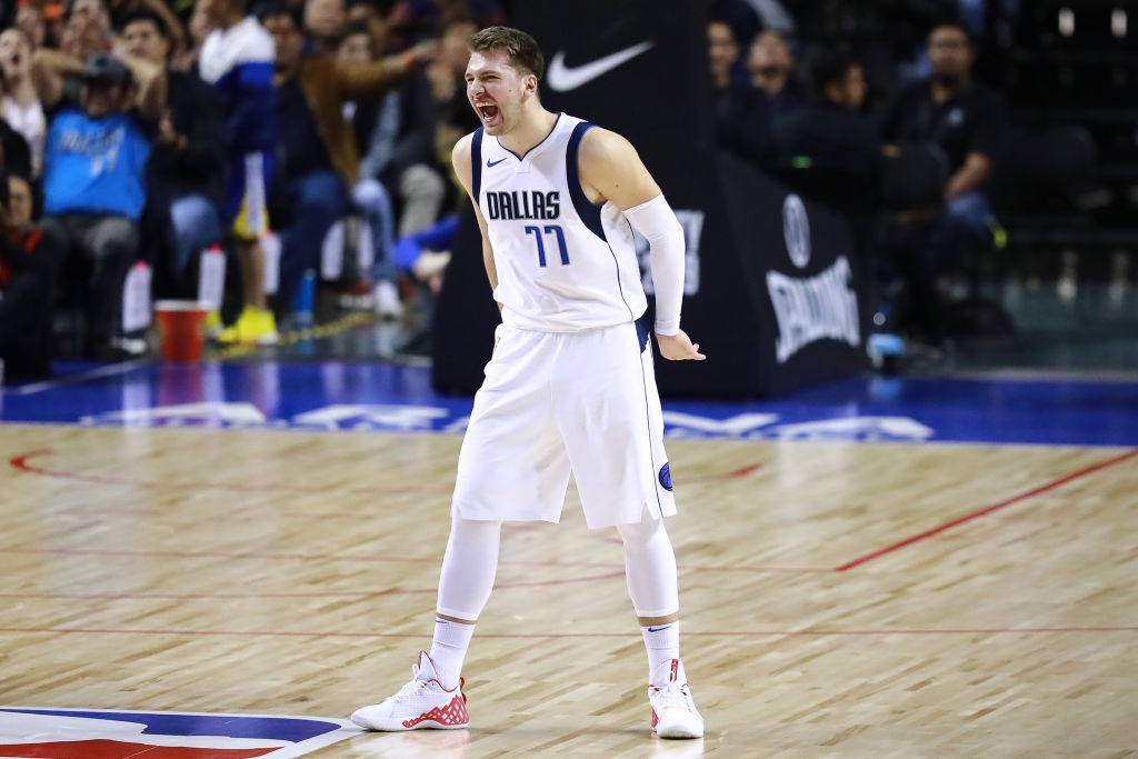 Luka Doncic regresa con victoria ante San Antonio