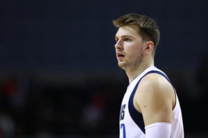 Doncic estará de baja alrededor de dos semanas