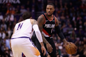 80 puntos entre Lillard, McCollum y Carmelo para ganar a Phoenix