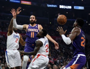 DeAndre Ayton regresa con la lección aprendida: "Ha sido algo sobre lo que construir"
