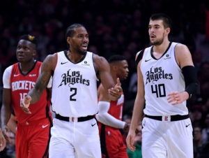 ¿Exigencias "ilegales" del tío de Kawhi Leonard a los Lakers?