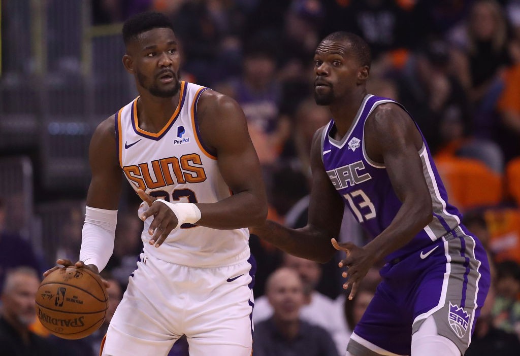 Sacramento busca una salida para Dewayne Dedmon