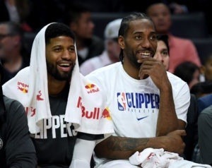 ¿Molestias en los Clippers por el trato preferencial hacia Kawhi y George?