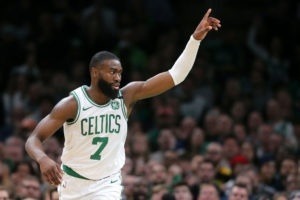 Boston, primer equipo del Este que vence en Miami
