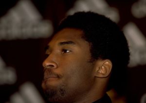 Kobe Bryant, el héroe y la generación de la treintena