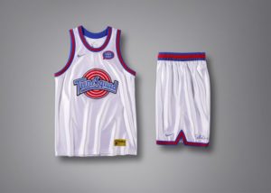 Se filtran los uniformes de 'Space Jam 2'