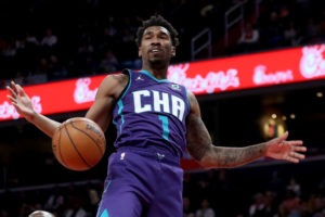 La NBA multa a Malik Monk por violar la política anti-drogas de la Liga