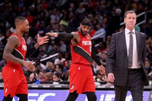 Portland gana a San Antonio con los playoffs en el objetivo