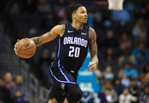 Doble-doble de Markelle Fultz para ganar a los Pistons en la prórroga