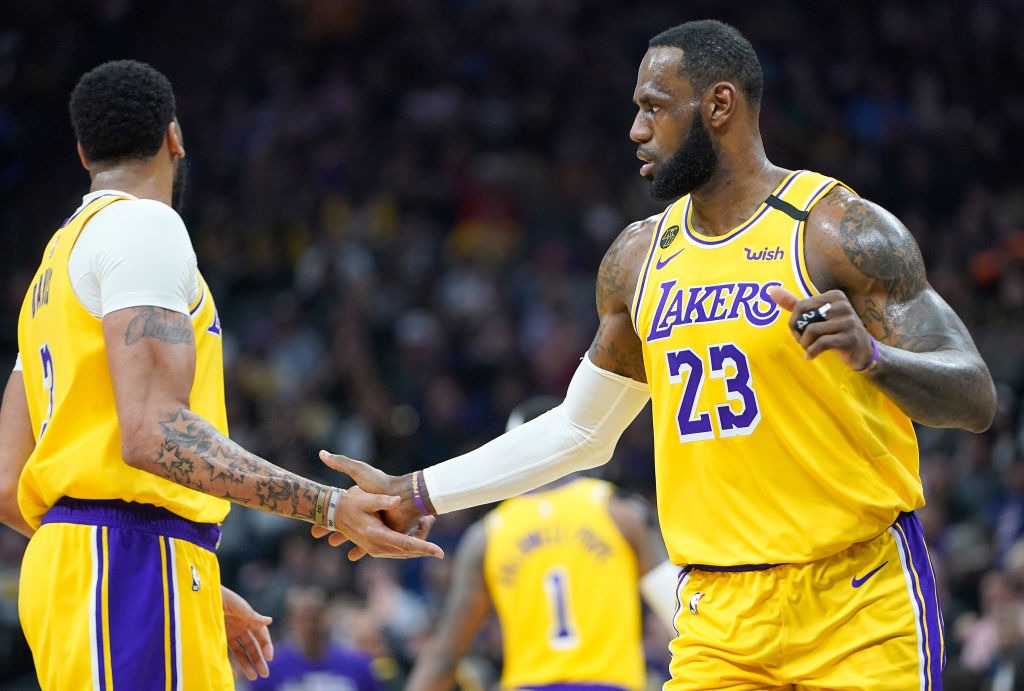 LeBron lidera con 36 puntos un nuevo triunfo de los Lakers
