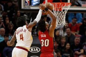 Los Mavericks se refuerzan con Chris Silva