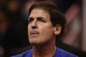 Mark Cuban creará un programa de ayuda para los trabajadores del American Airlines Arena