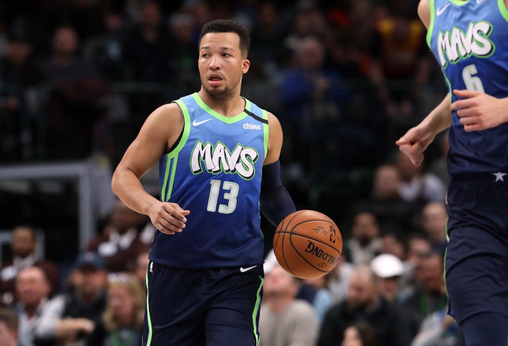 Jalen Brunson se somete a una cirugía en su hombro derecho