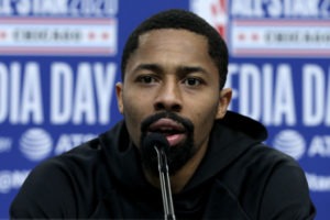 Dinwiddie propone unos NBA playoffs a lo March Madness