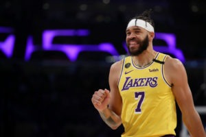 JaVale McGee aceptará su player option y seguirá en Los Angeles