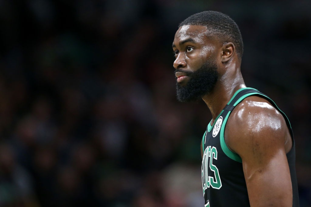 Jaylen Brown, al menos una semana de baja por una lesión en el tendón