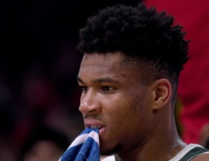 Giannis Antetokounmpo se perderá los próximos dos partidos