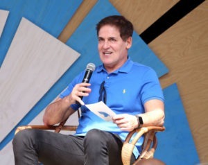 Mark Cuban defiende el uso de la hormona del crecimiento