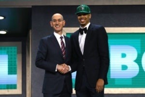 Danny Ainge niega que Jayson Tatum estuviera cerca de Phoenix Suns