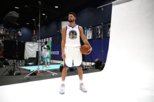Klay Thompson vuelve a entrenar sin restricciones