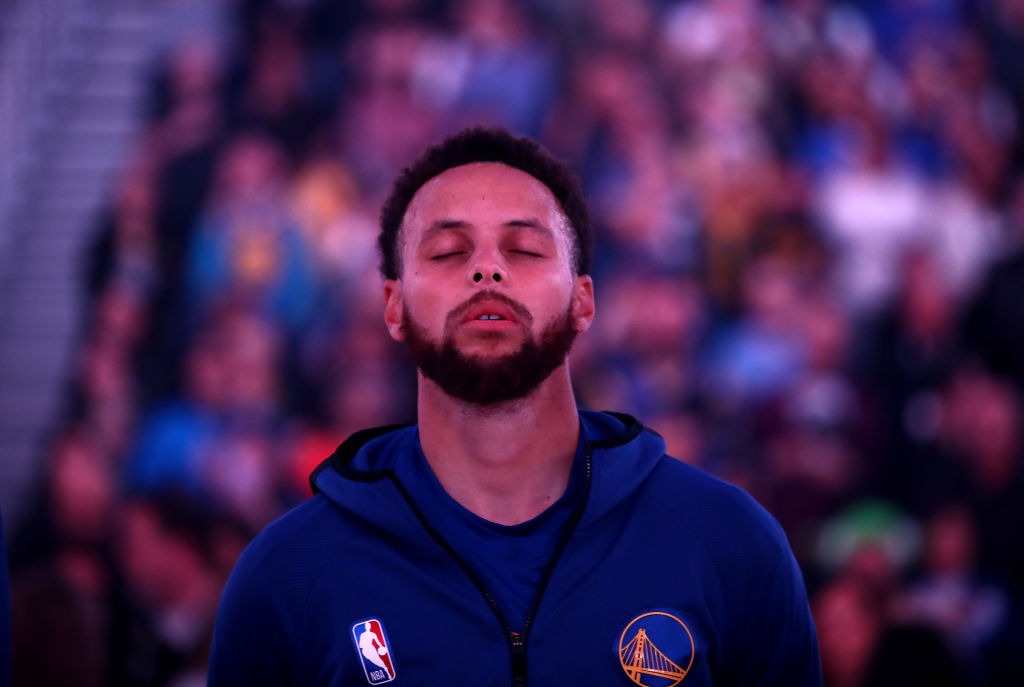 Stephen Curry, Klay Thompson y más jugadores de los Warriors se unen a las protestas en Oakland