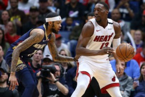 Bam Adebayo le regala una casa a su madre por su cumpleaños