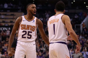 Mikal Bridges y Ricky Rubio brillan en el triunfo ante Toronto Raptors