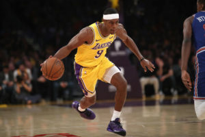 Rajon Rondo regresa a Florida para continuar su recuperación