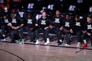 Los Bucks se negaron a jugar el 'Game 5' ante Orlando: plantón histórico para protestar por el tiroteo de Jacob Blake