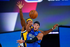Aaron Gordon abandona la burbuja por culpa de su lesión