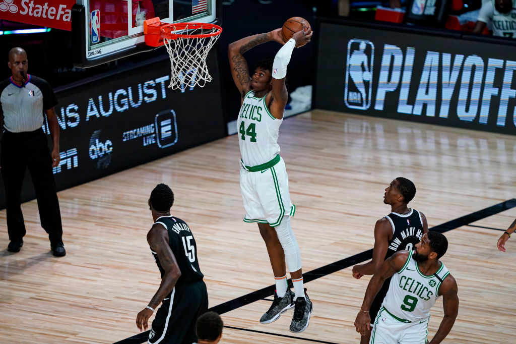 Boston se da un festín ante los Nets