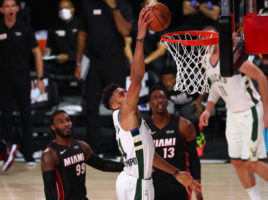 Antetokounmpo no teme a ningún rival: "Nuestro mayor obstáculo somos nosotros mismos"