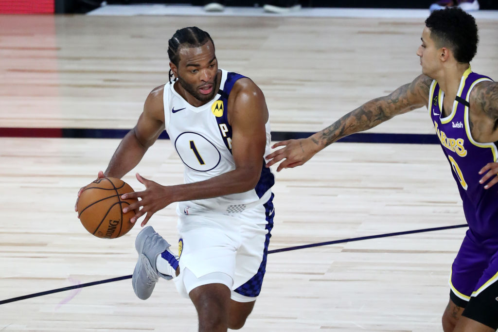 T.J. Warren destroza a los Lakers: "Está en un planeta diferente"