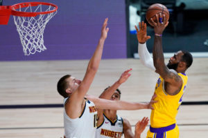 LeBron James lanza un aviso: "Estaremos listos para los playoffs"