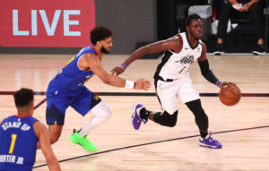 Los Clippers vencen a Denver y se aseguran ser segundos del Oeste