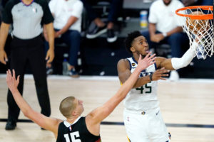 Donovan Mitchell, tercera máxima anotación de la historia de los playoffs NBA