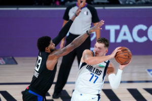 Paul George no está sorprendido por el triunfo de los Mavs: "Es una conferencia dura"