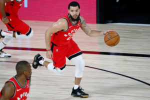 Pistons, Knicks y Suns se interesarán por Fred VanVleet en la agencia libre