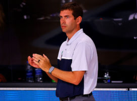 Brad Stevens amplía su contrato con los Celtics