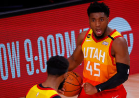 Donovan Mitchell sigue encendido: 51 puntos y ventaja de 3-1 para Utah