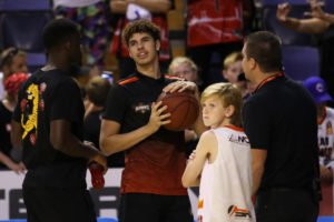 Los Warriors se alejan de LaMelo Ball: "Me sorprendería que lo seleccionaran"